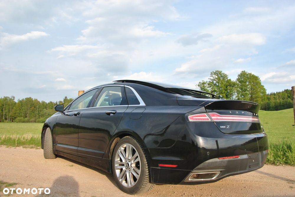 Lincoln MKZ - 3