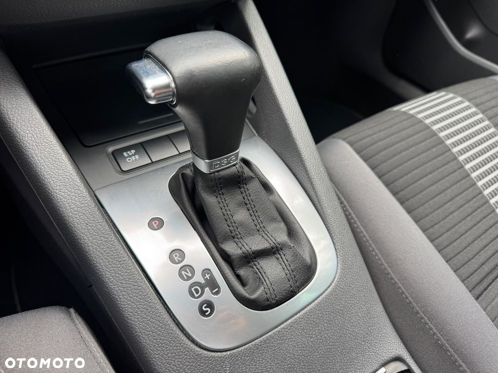 Volkswagen Golf 1.4 TSI DSG United - 7