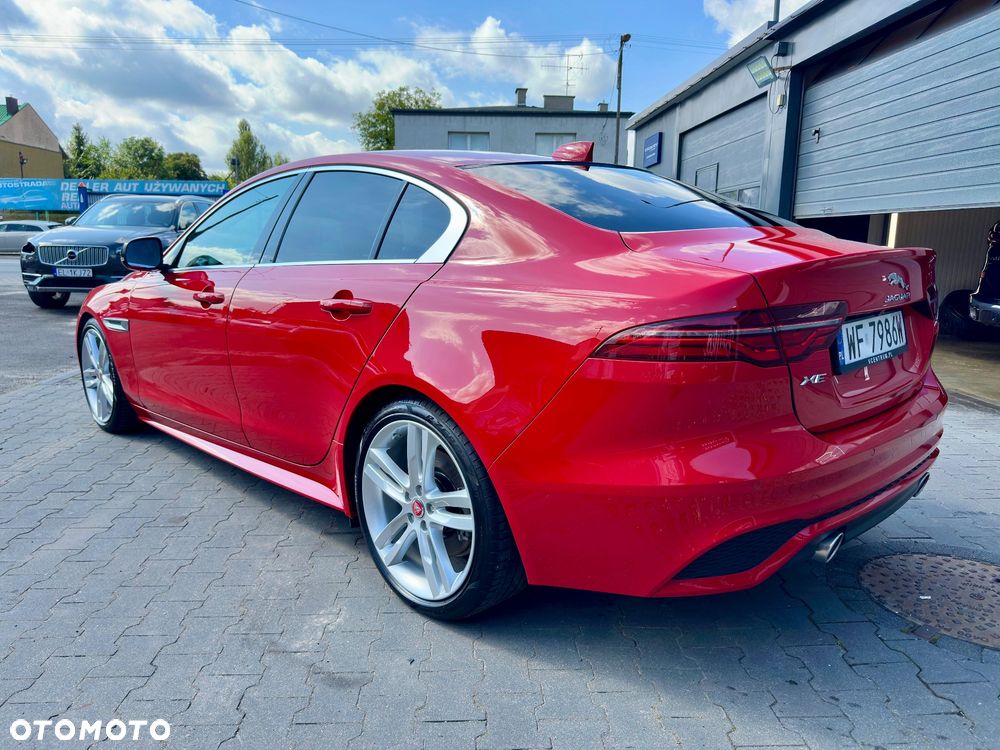 Jaguar XE 2.0 P250 R-Dynamic S - 7