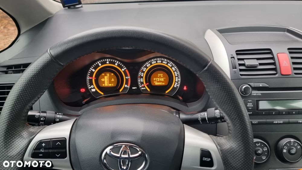 Toyota Auris 1.33 VVT-i Life - 4