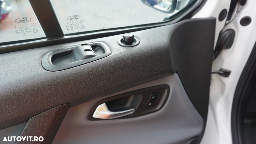 Ford Transit Custom - 12