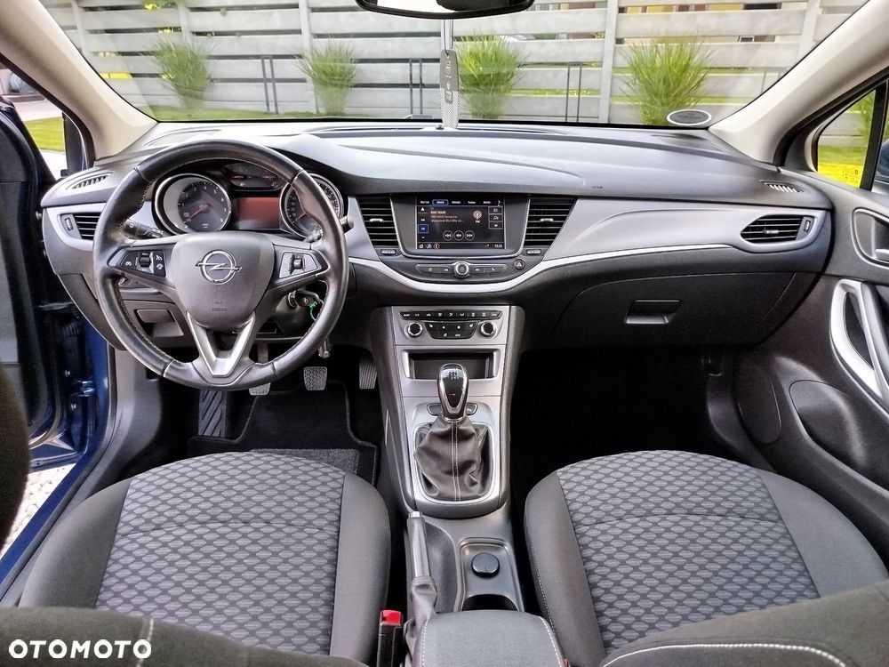 Opel Astra 1.2 Turbo - 7