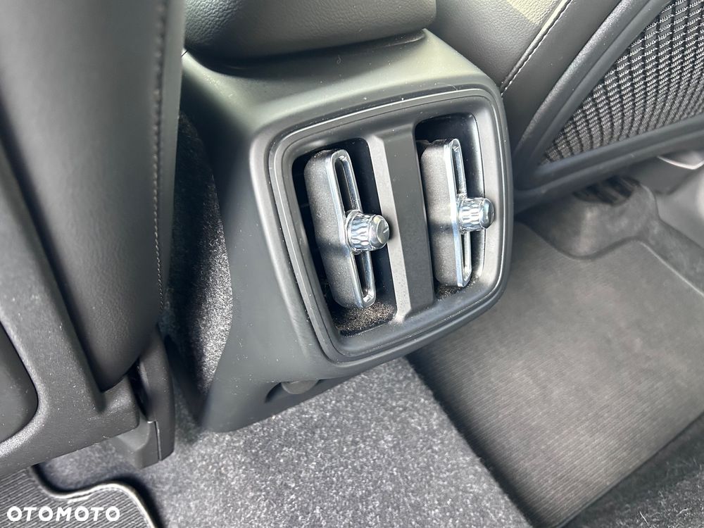 Volvo XC 40 D3 SCR Inscription - 26
