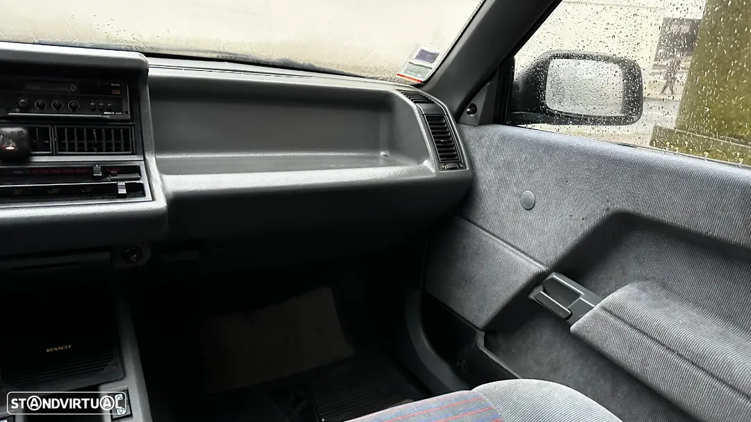 Renault 21 2.2 Ti - 25