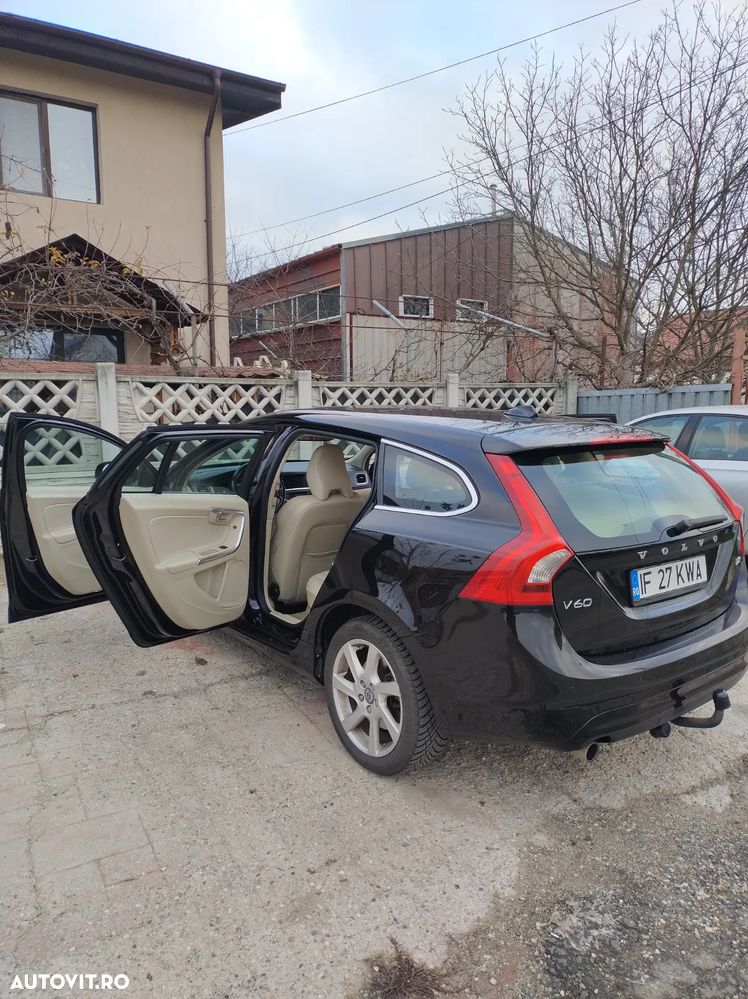 Volvo V60 D2 Momentum - 7