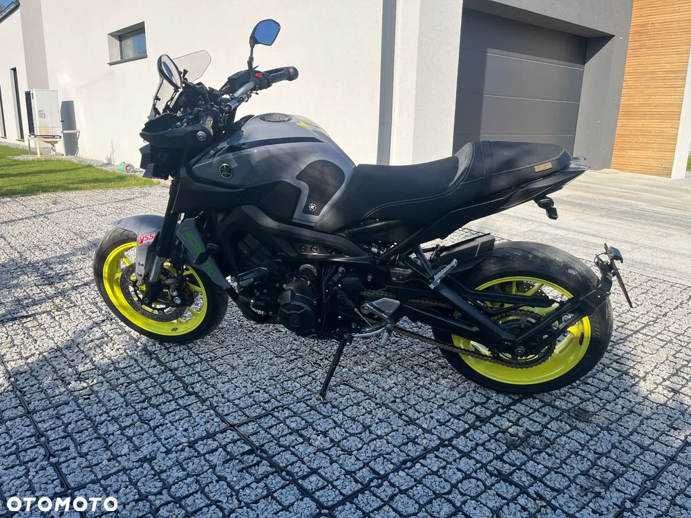 Yamaha MT - 5