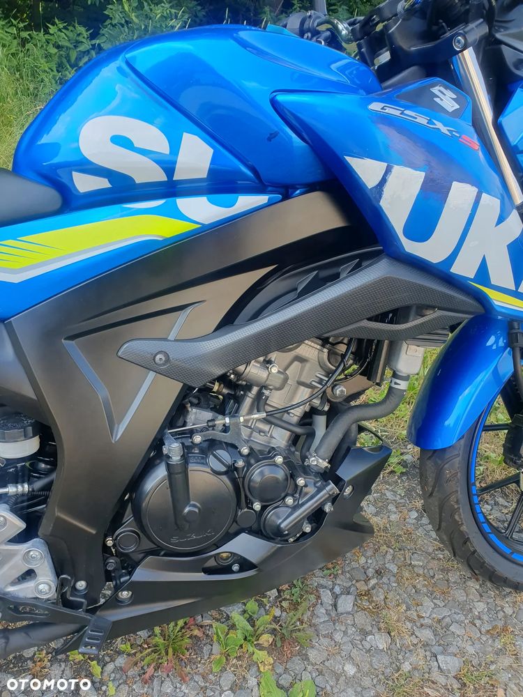Suzuki GSX - 9