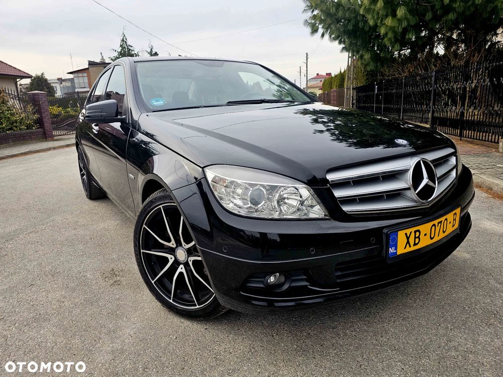 Mercedes-Benz Klasa C 180 CGI Automatik BlueEFFICIENCY SPORT EDITION - 7