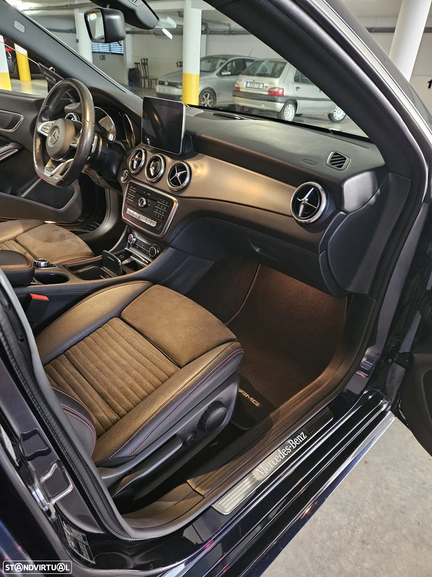 Mercedes-Benz CLA 200 Shooting Brake d 7G-DCT AMG Line - 11