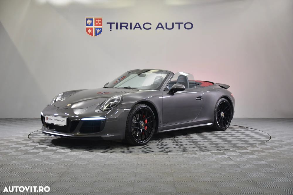 Porsche 911 Carrera 4 GTS PDK - 9