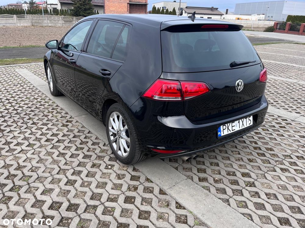Volkswagen Golf - 4