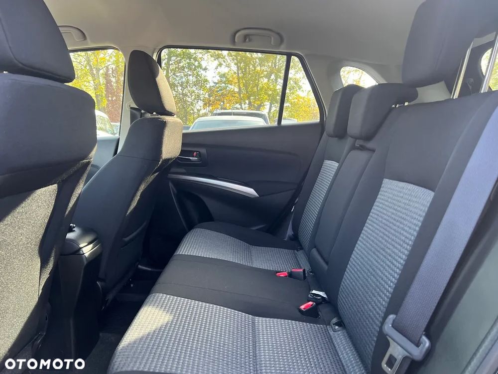 Suzuki SX4 - 21