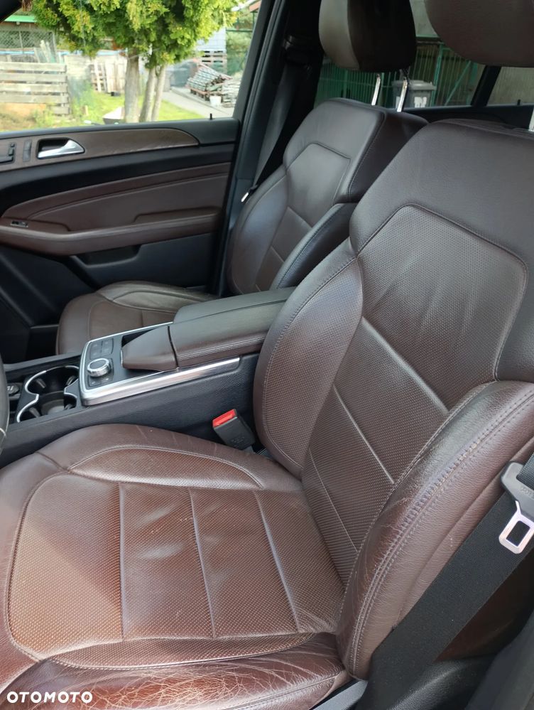 Mercedes-Benz ML 350 BlueTec 4-Matic - 8