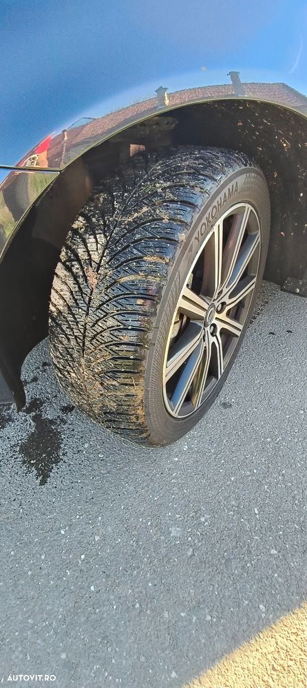 Volvo XC 60 D5 AWD Aut. Momentum - 16