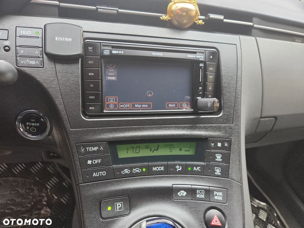 Toyota Prius 1.8 HSD Sol - 11