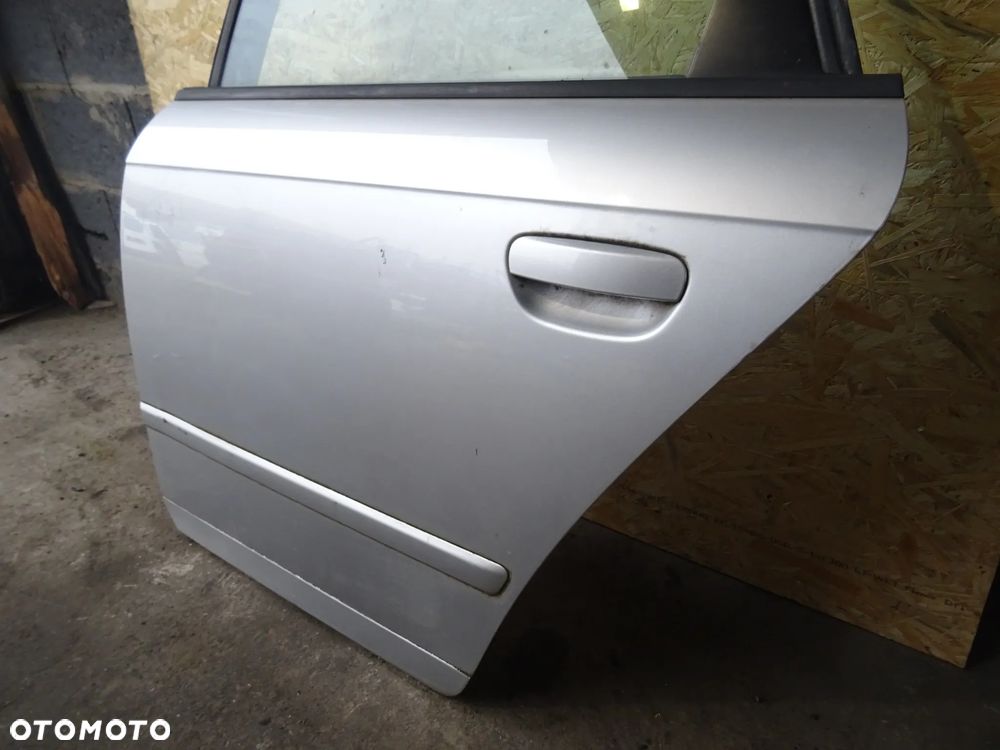 Drzwi Audi A4B7 kombi Lakier(LY7W) Lewy Tył - 4