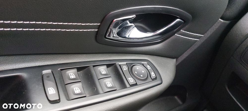 Renault Scenic dCi 160 Bose Edition - 6