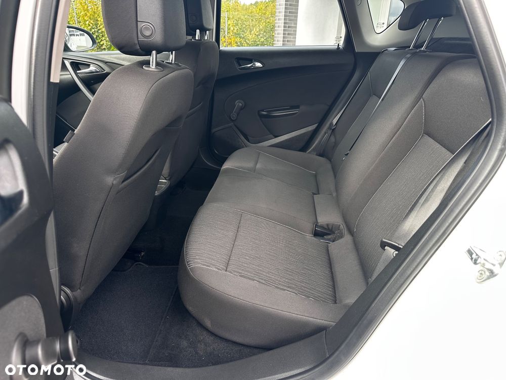 Opel Astra - 10