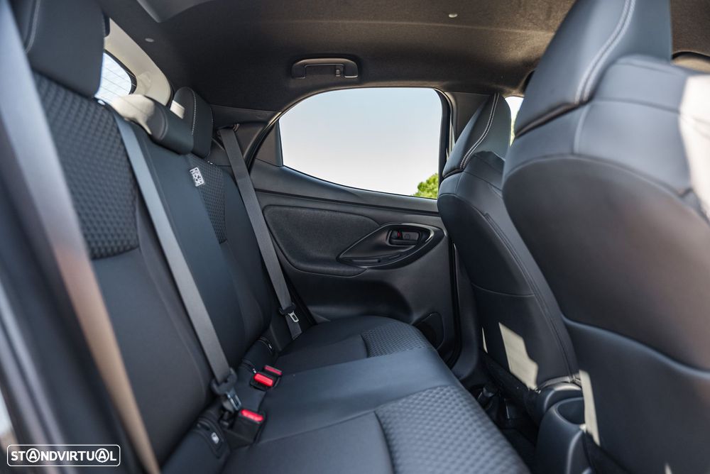 Toyota Yaris 1.5 HDF Square Collection - 14