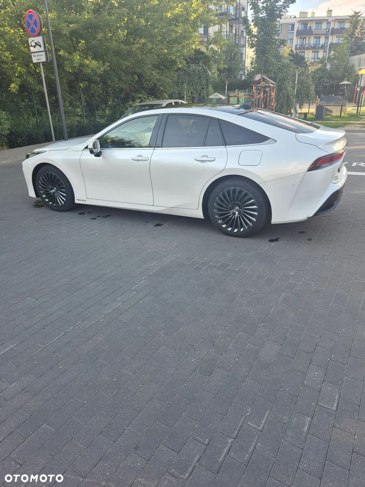 Toyota Mirai Executive - 5