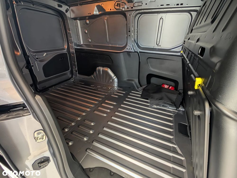 Fiat DOBLO Van XL Elektryczny 136KM 54kWh - 29