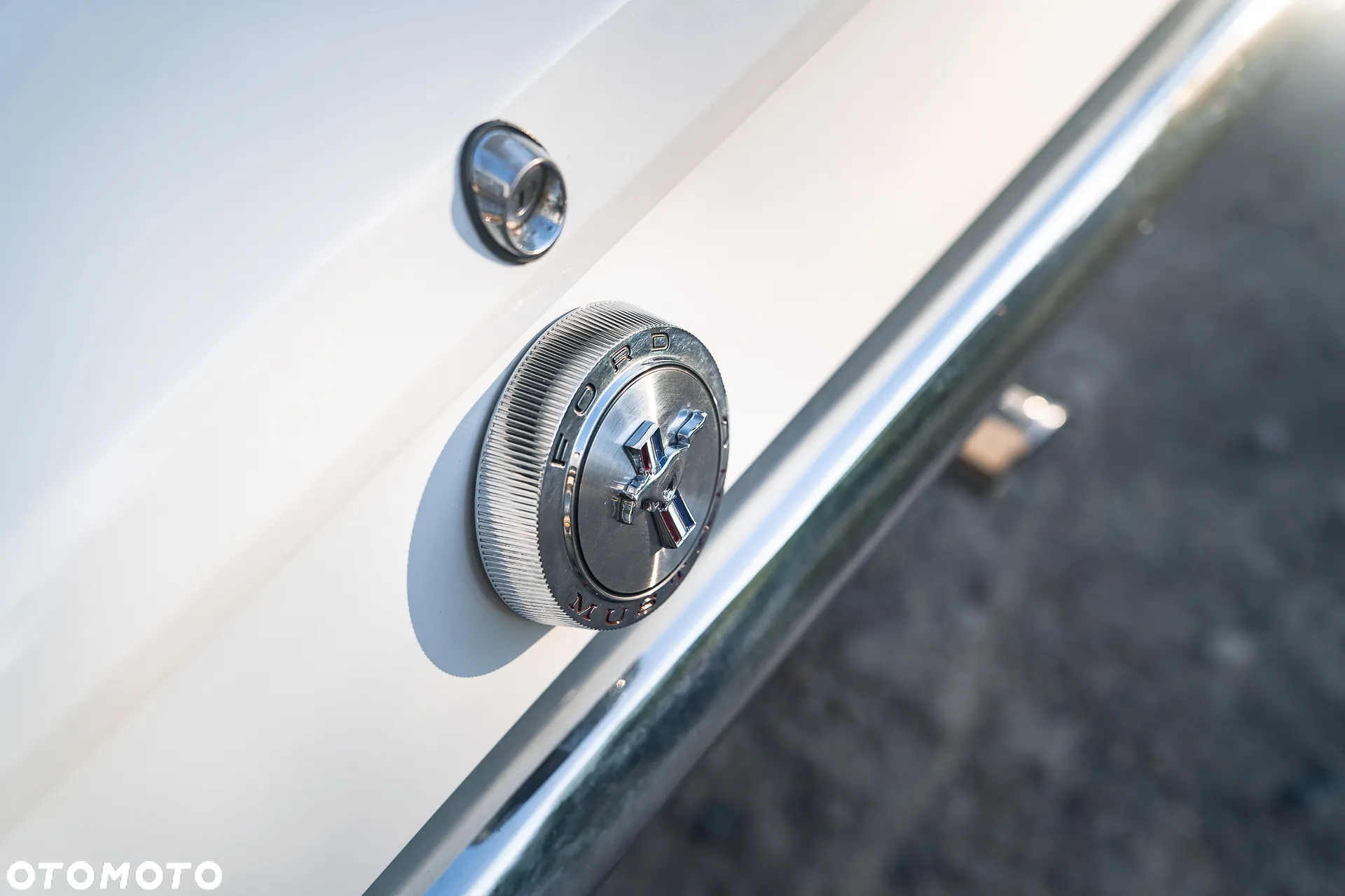 Ford Mustang - 11