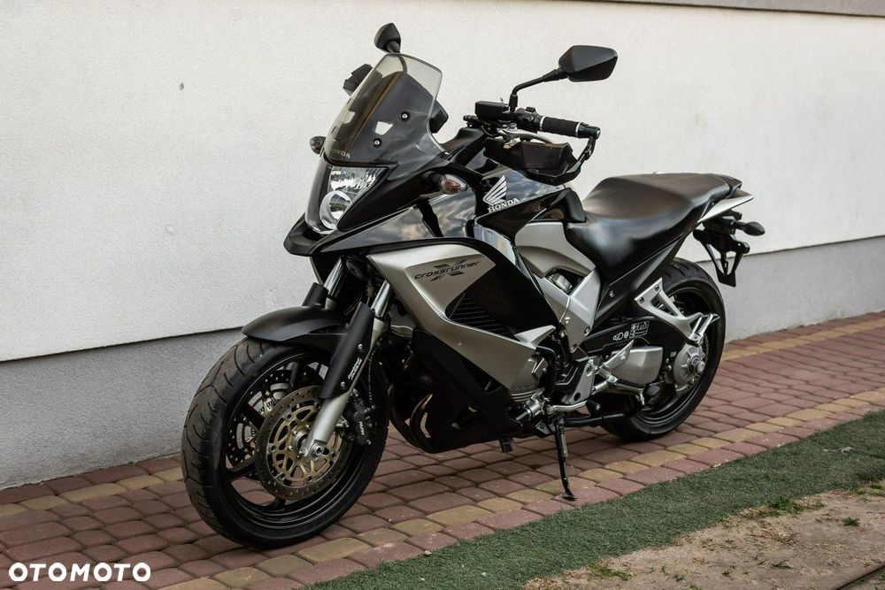 Honda VFR - 7