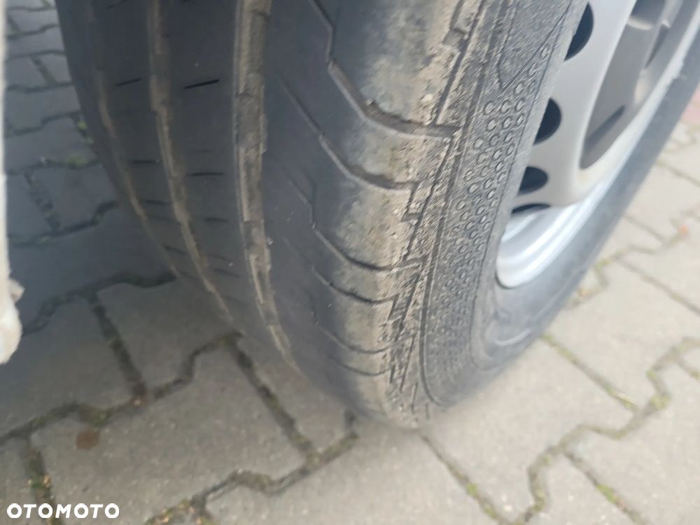 Mercedes-Benz Sprinter - 21