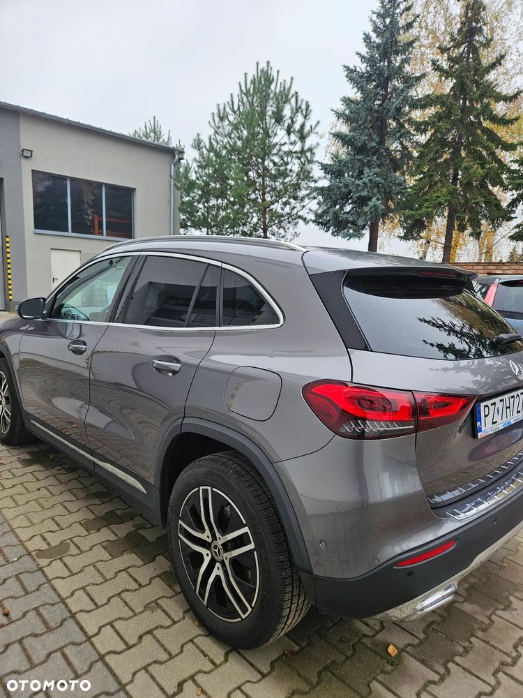 Mercedes-Benz GLA 200 Progressive - 3