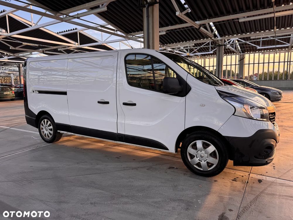 Renault Trafic III - 9
