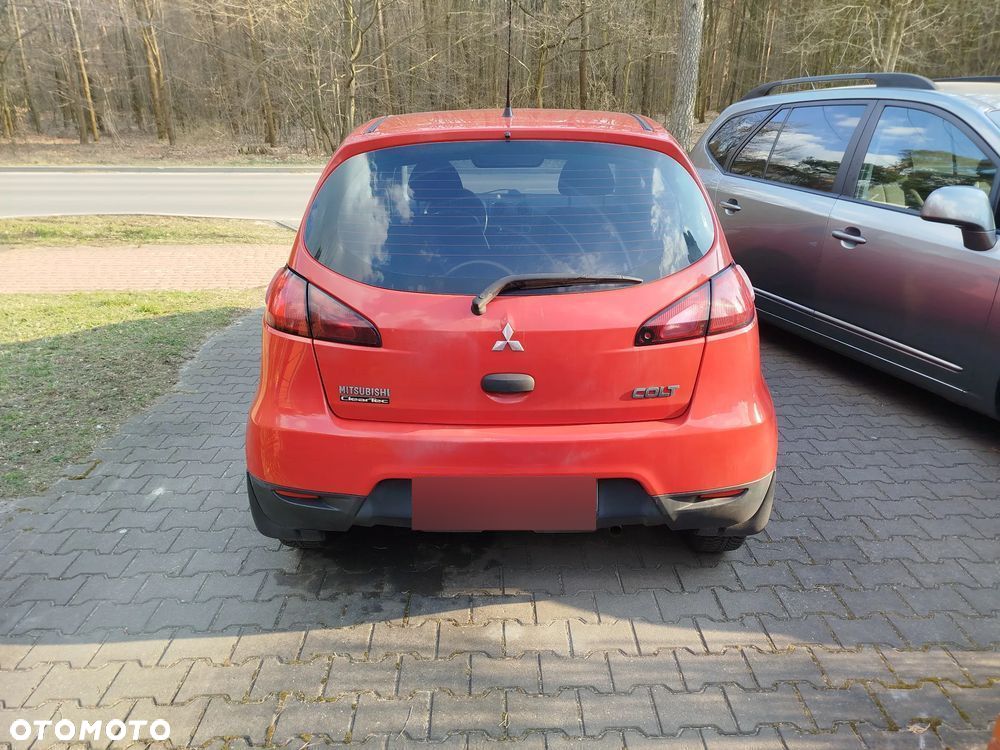 Mitsubishi Colt 1.1 - 2