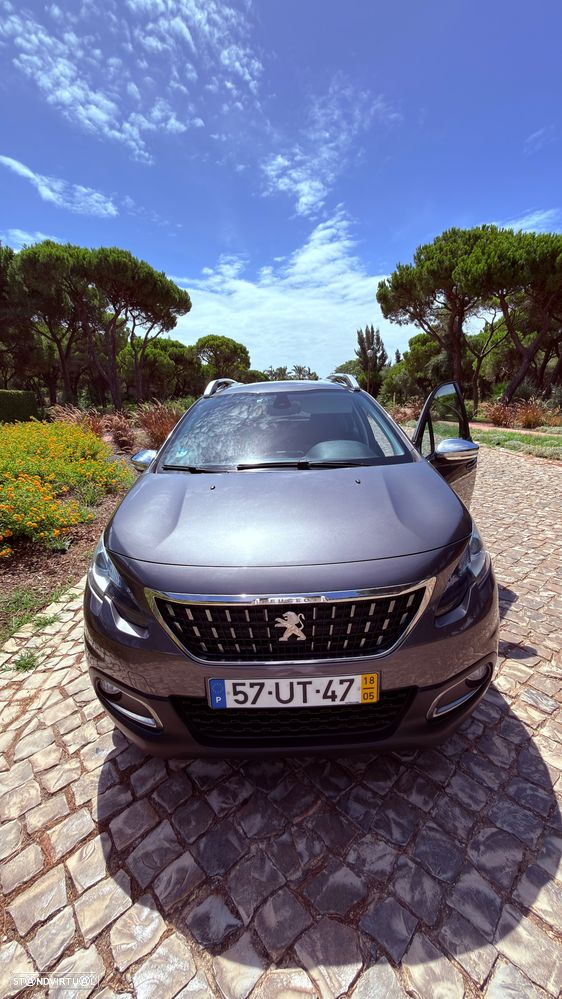 Peugeot 2008 1.2 PureTech Style - 3