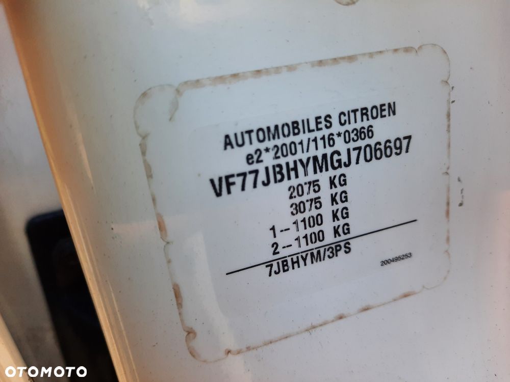 Citroën Berlingo Multispace BlueHDi 100 S&S ETG6 90 Jahre - 30