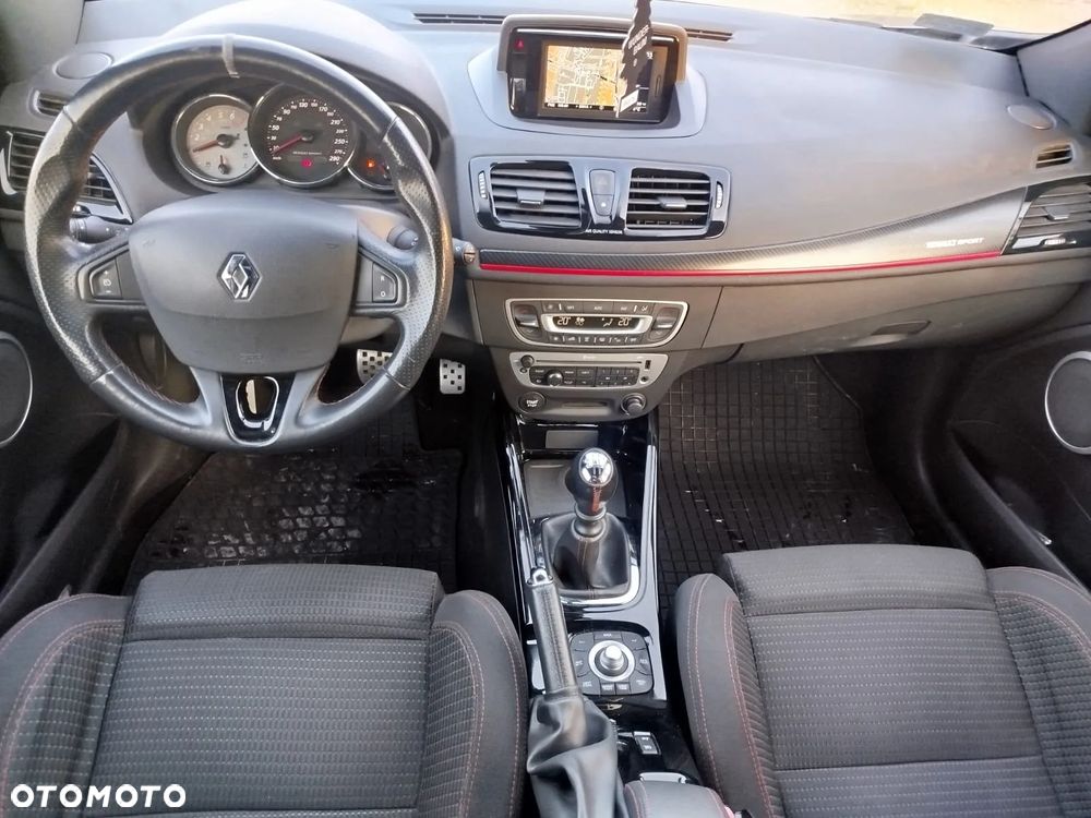 Renault Megane 2.0 16V R.S - 9