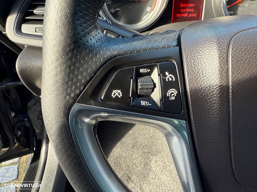 Opel Astra GTC 1.6 CDTi S/S - 19