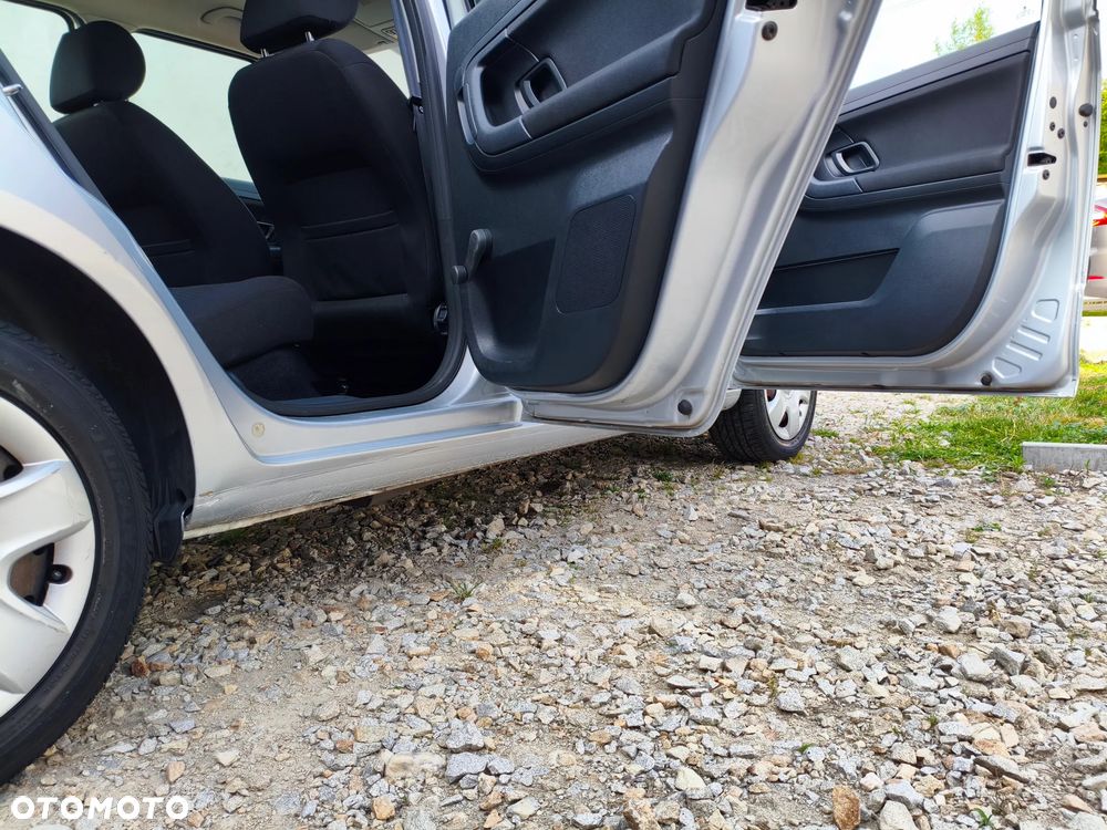 Skoda Fabia 1.2 HTP Easy - 22