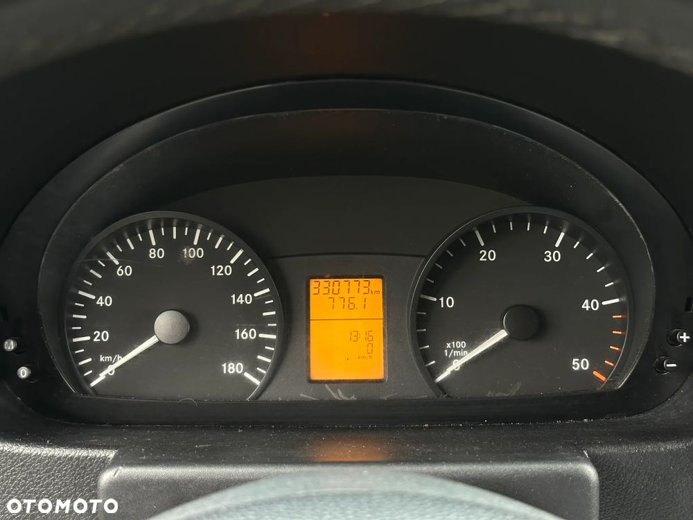 Mercedes-Benz SPRINTER L4H2 - 19