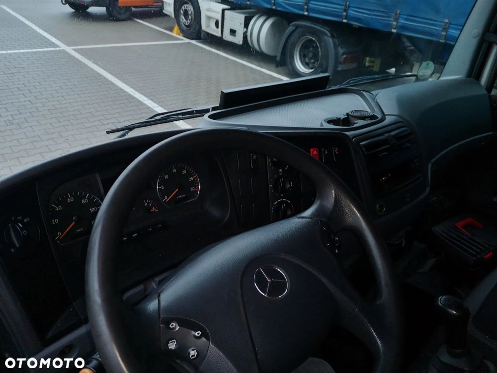 Mercedes-Benz ATEGO - 3
