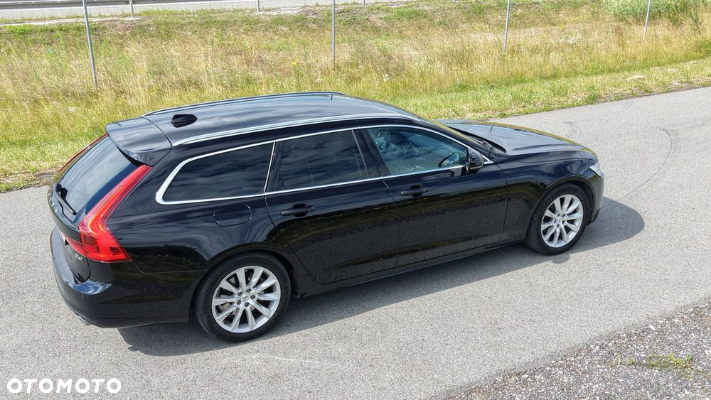 Volvo V90 D4 AWD Momentum Pro - 5