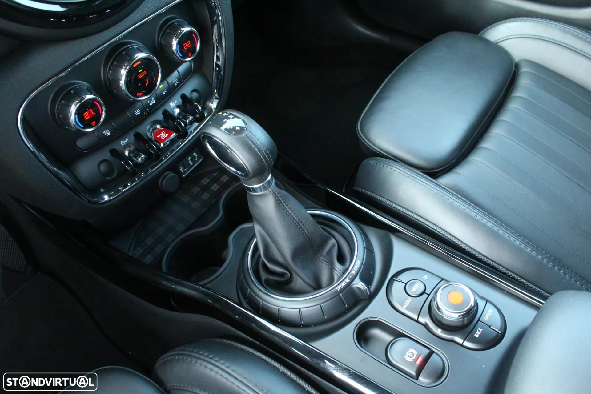 MINI Clubman Cooper Auto - 18