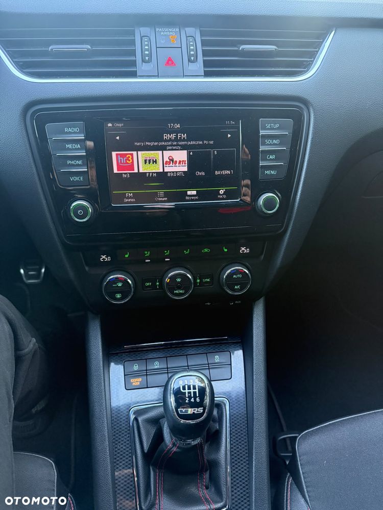 Skoda Octavia 2.0 TDI RS - 18