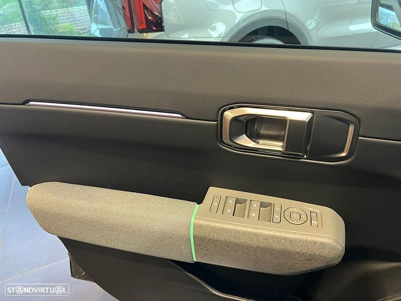 Kia EV4 81.4 kWh Tech - 24