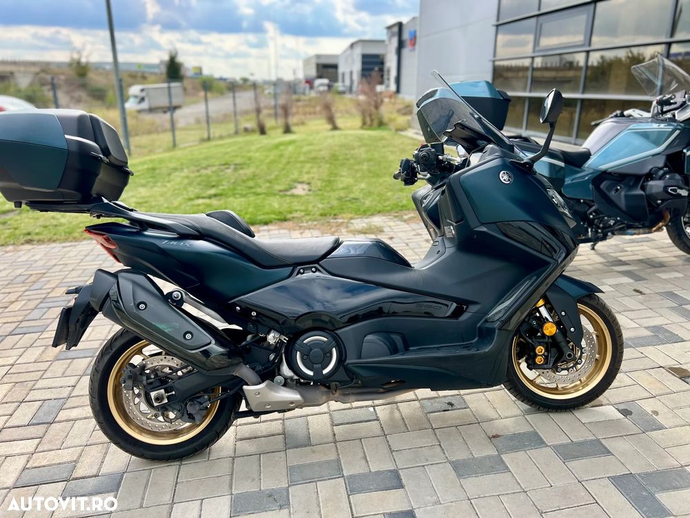 Yamaha TMAX 560 - 9