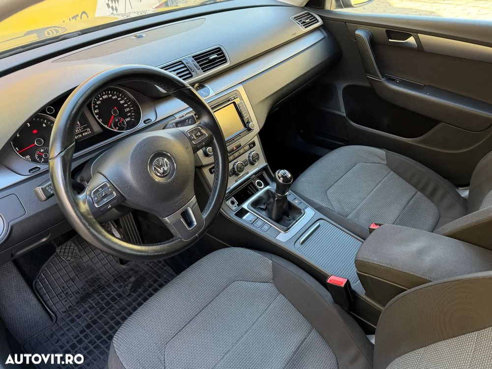 Volkswagen Passat 2.0 TDI BlueMotion Technology Comfortline - 3
