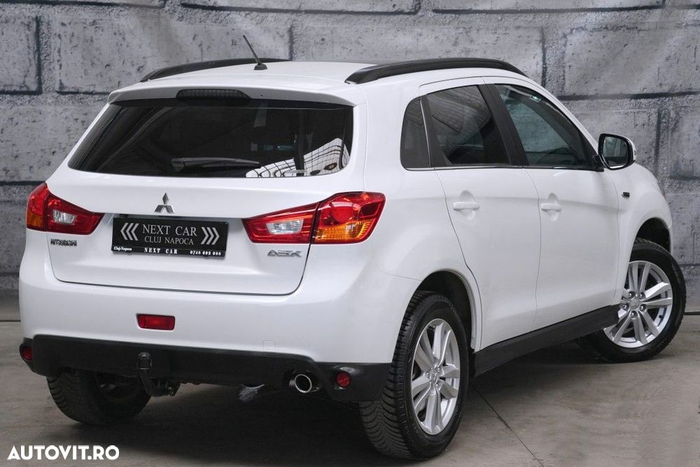 Mitsubishi ASX - 4