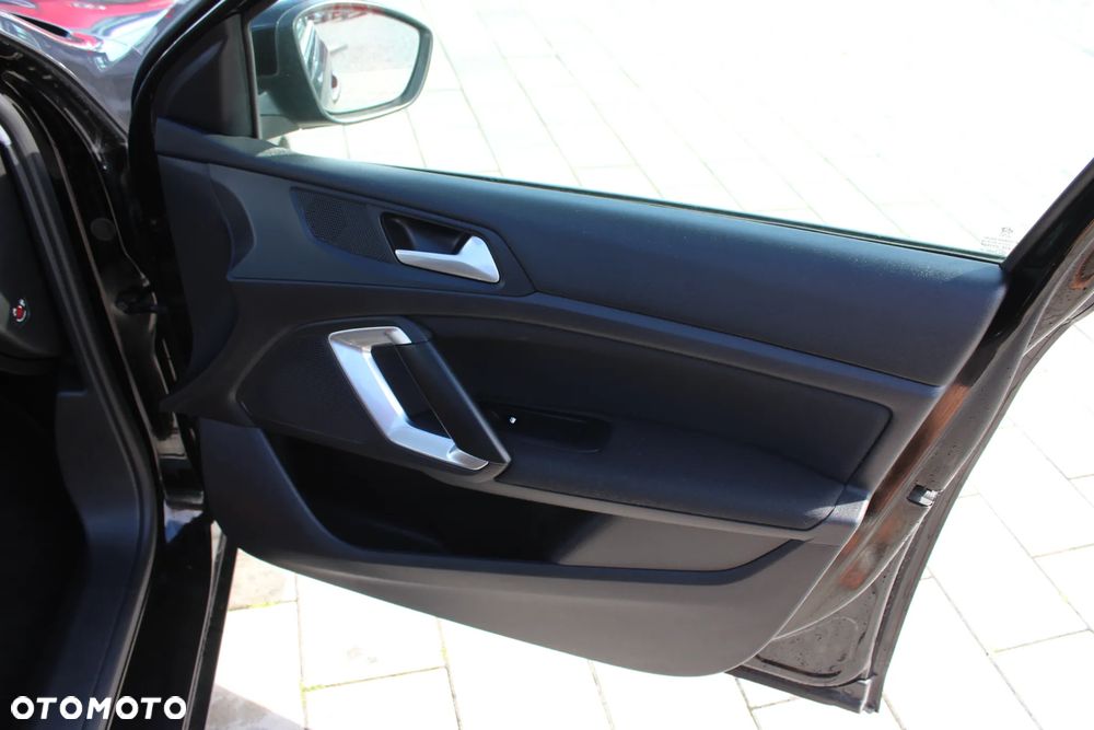 Peugeot 308 e-HDi FAP 115 Stop&Start Business Line Niveau 2 - 26