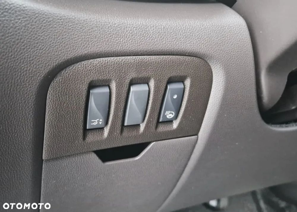 Renault Espace 1.6 dCi Energy Initiale Paris EDC 7os - 18