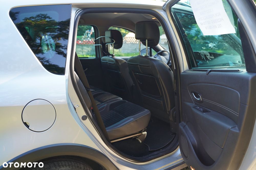 Renault Scenic dCi 110 Xmod Paris - 20