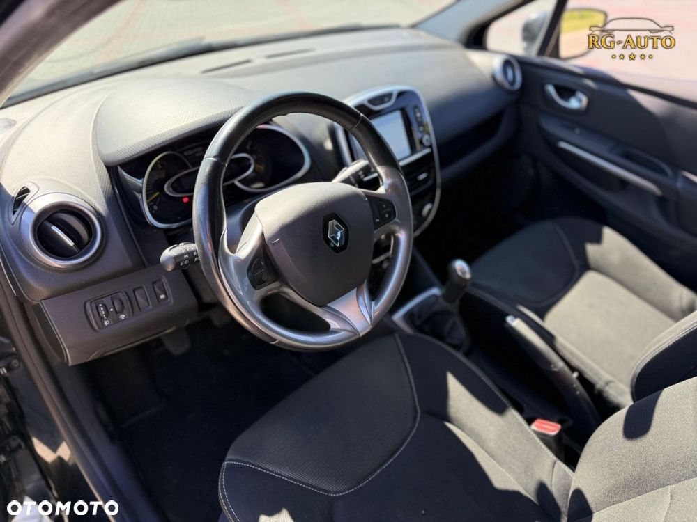Renault Clio - 37