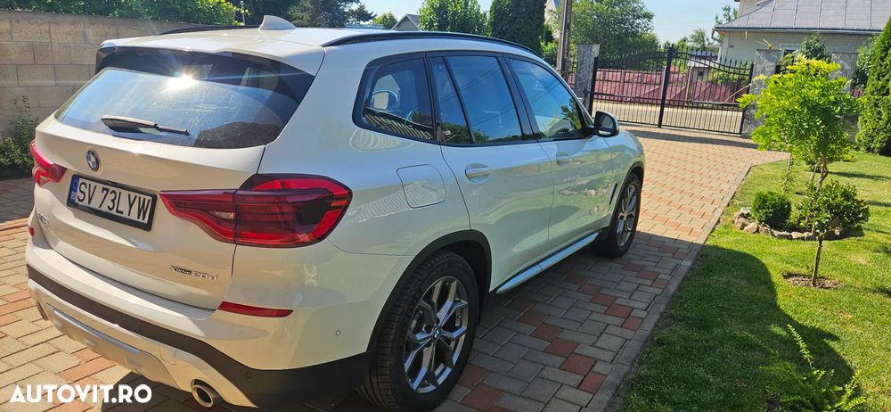 BMW X3 xDrive20d AT Luxury Line - 30